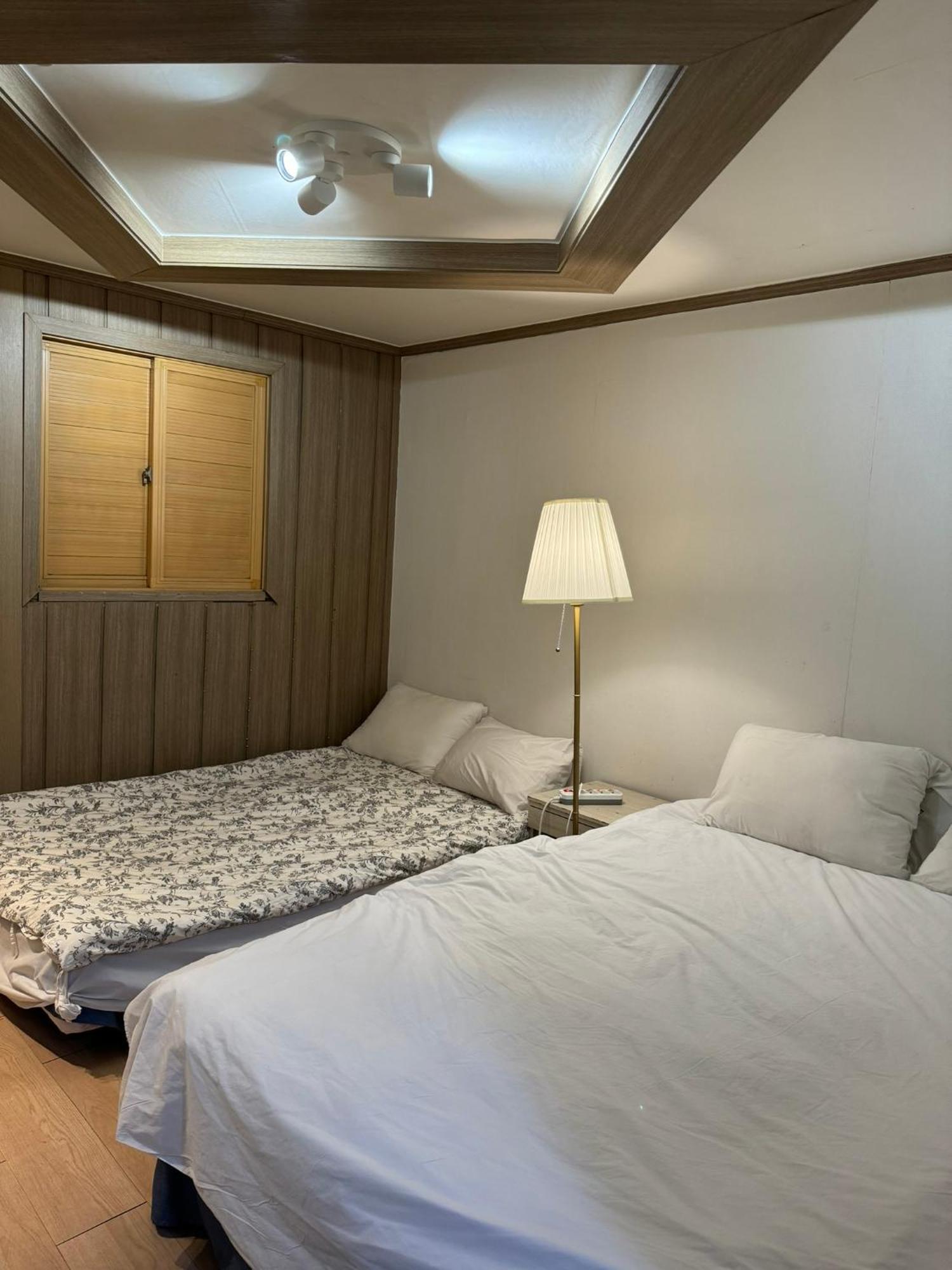 G Mini Hotel Dongdaemun Seoul Bagian luar foto