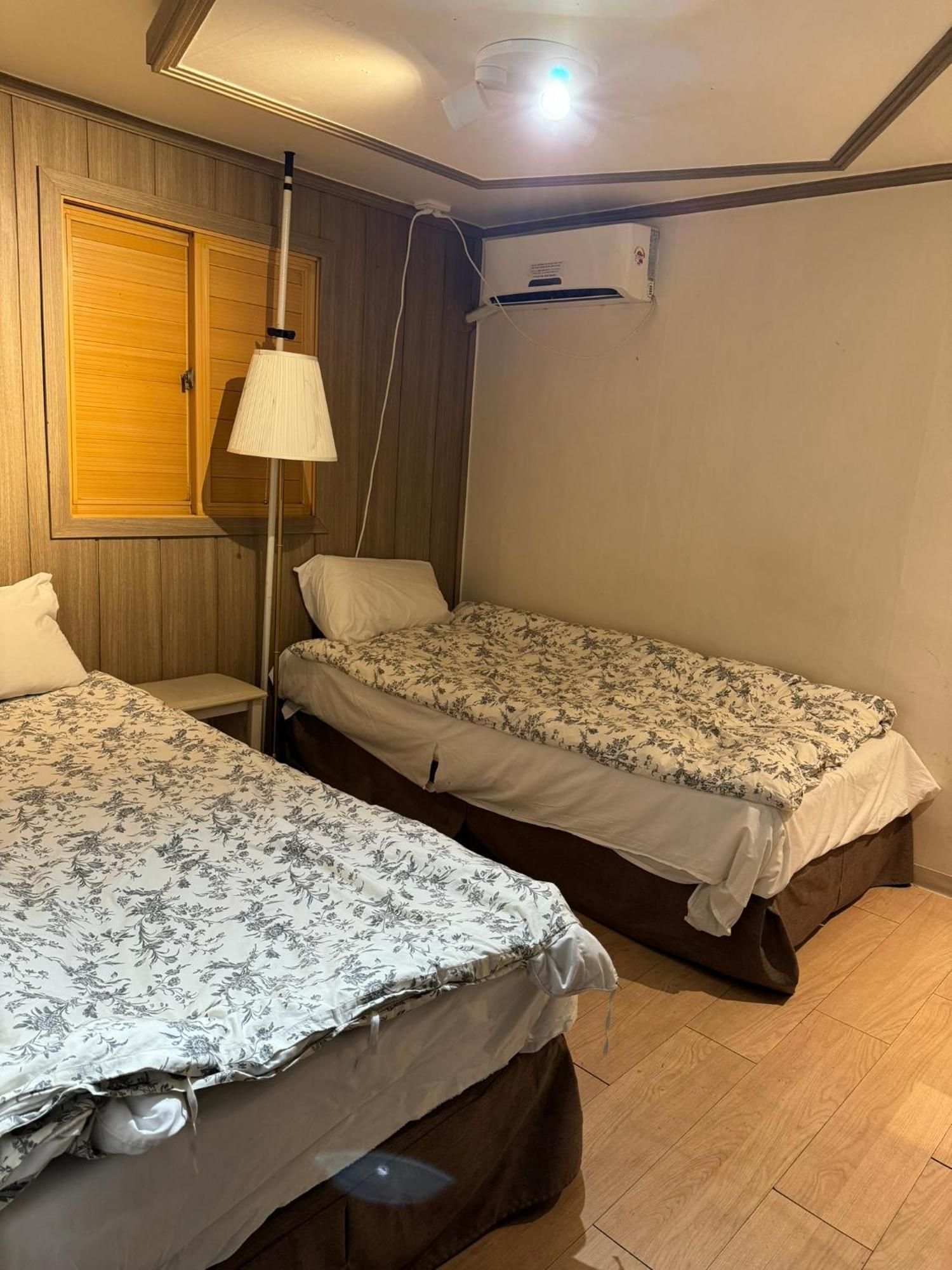 G Mini Hotel Dongdaemun Seoul Bagian luar foto