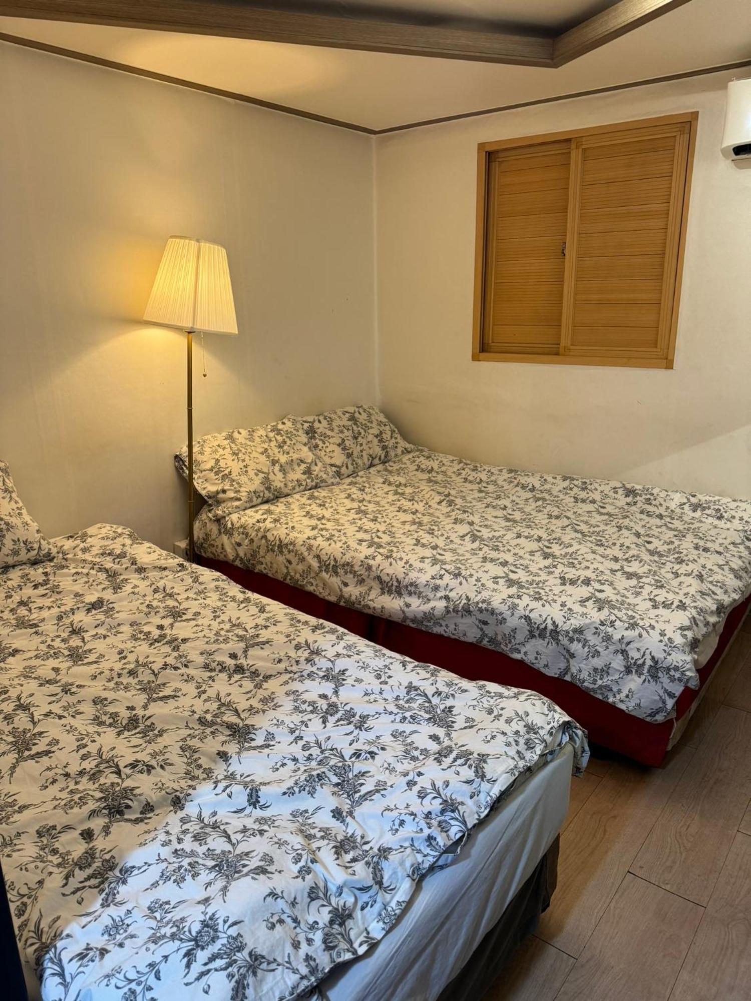 G Mini Hotel Dongdaemun Seoul Bagian luar foto