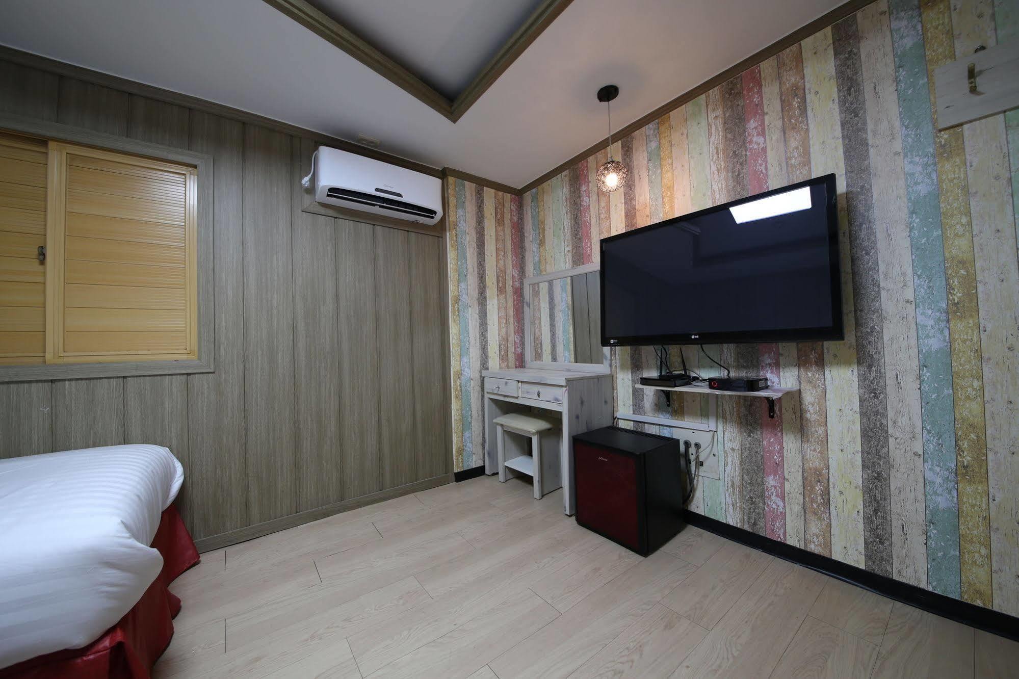 G Mini Hotel Dongdaemun Seoul Bagian luar foto